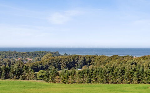 Ann - 1.3Km from the Sea: Himmel, Blå, Daytime, Grøn, Græs, Horisont, Vegetationen, Græs-, Sommer, Land Lot