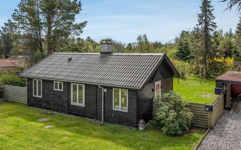 Elisa - 600M from the Sea: Hus, Tag, Sommerhus, Busk, Hjem, Sidespor, Landdistrikt, Bunddække, Have, Garden Bygninger