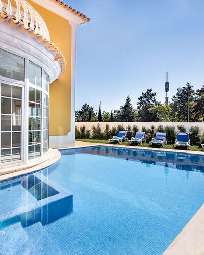 Demi - Vip Properties