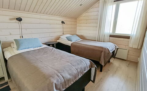 Rantatähti: Træ, Soveværelse, Etage, Gulvbelægning, Seng, Bed Frame, Indretning, Trægulve, Sengetøj, Sengetøj