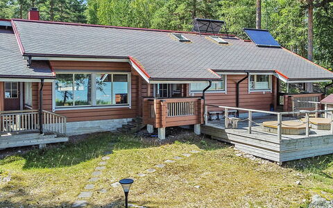 Kanerva 4: Træ, Hus, Hjem, Sommerhus, Tag, Sidespor, Veranda, Hældning, Bjælkehytte