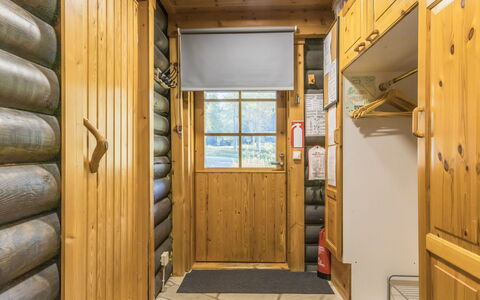 Mötönpesä 2: Sommerhus, Hus, Hjem, Garden Bygninger, Sidespor, Bjælkehytte, Stuehus, Estate, Skur, Gård