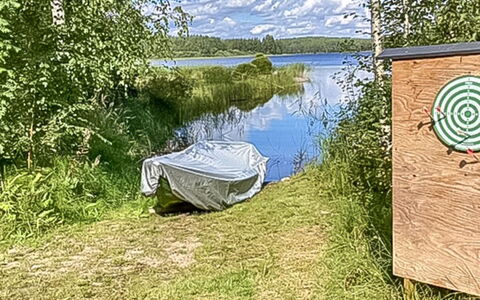 Käkikello: Træ, Gulvbelægning, Etage, Møbel, Trægulve, Indretning, Køjeseng, Værelse, Bejdse, Hårdttræ