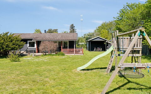 Janna - 1.4Km from the Sea: Græs, Hus, Hjem, Sommerhus, Land Lot, Have, Lawn, Landdistrikt