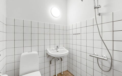 Fransisca - 5.5Km from the Sea: Hus, Hjem, Tag, Sommerhus, Estate, Landscaping, Garden Bygninger, Sidespor, Stuehus