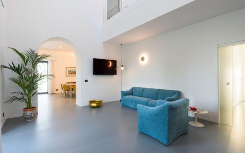 Villa Decoro - Mascali, Sicilia: Plante, Møbel, Couch, Stueplante, Komfort, Indretning, Etage, Gulvbelægning, Stue, Blomsterkrukke