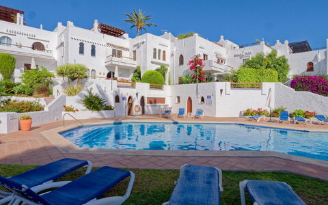 Atalaya Rio Verde: Udvej, Lejlighed, Estate, Ferieby, Svømmepøl, Landscaping, Ferie, Hotel, Villa