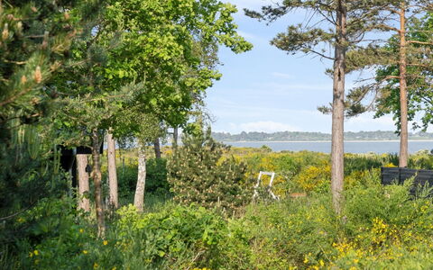 Fietje - 200M from the Sea: Sne, Vinter, Træ, Sommerhus, Hus, Tag, Hytte, Hjem, Fryser, Bjælkehytte