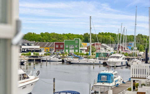 Sebiorn - 5M from the Sea: Svømmepøl, Ferieby