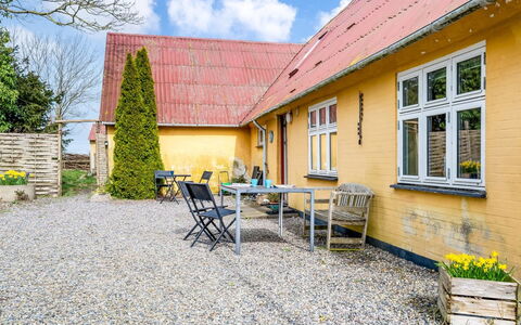 Albertine - 600M from the Sea: Bjergrige Landskabsformer, Bjerg, Bakke, Bjergkæde, Hill Station, Menneskelig Bosættelse, Urban Design, Alps, Dal, Topmøde