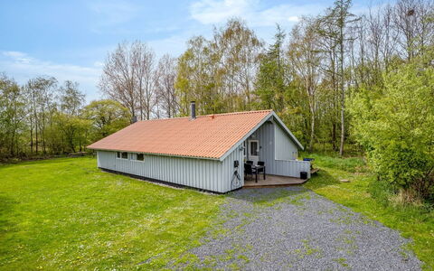 Bjart - 1.5Km from the Sea: Indretning, Loft, Lejlighed, Gulvbelægning, Møbel, Etage, Værelse, Belysning, Hjem, Couch