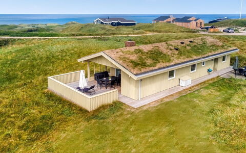 Pinja - 400M from the Sea: Hus, Tag, Hjem, Sommerhus, Skur, Garden Bygninger, Sidespor, Gård, Bjælkehytte, Hytte