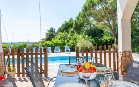 Dalia: Møbel, Udendørs Møbler, Stol, Bord, Udendørs Bord, Køkken & Spisebord, Udvej, Svømmepøl, Skygge, Eco Hotel