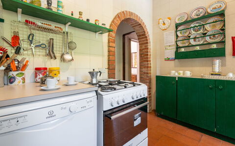 La Casetta del Mare: Cabinetry, Ejendom, Countertop, Køkken, Køkken Apparat, Tap, Køkkenvask, Komfur, Husholdningsapparat, Indretning