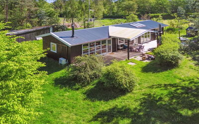 Iliane - 450M from the Sea