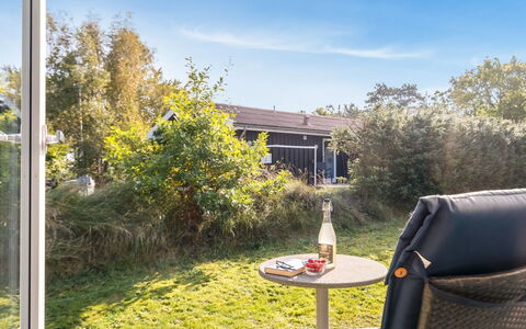 Amai - 100M from the Sea: Træ, Hjem, Veranda, Dæk, Hårdttræ, Tag, Bejdse, Trægulve, Eco Hotel
