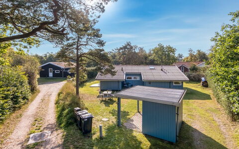 Amai - 100M from the Sea: Træ, Hjem, Veranda, Dæk, Hårdttræ, Tag, Bejdse, Trægulve, Eco Hotel