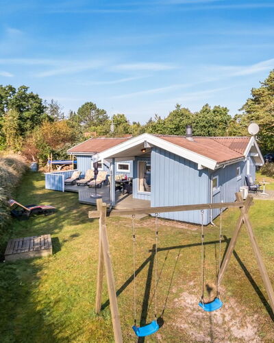 Amai - 100M from the Sea