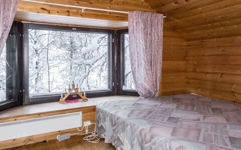 Aarnitupa: Træ, Hjem, Værelse, Loft, Vinter, Dagslys, Hårdttræ, Sommerhus, Bjælkehytte, Bejdse