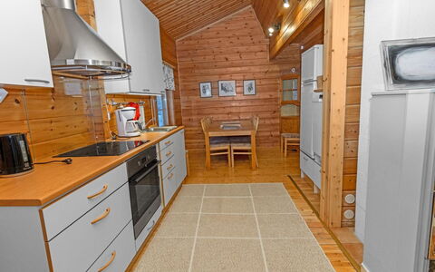 Pohjaslahdentie 17 a: Træ, Sne, Sommerhus, Vinter, Tag, Hjem, Fryser, Bjælkehytte, Sidespor, Hældning