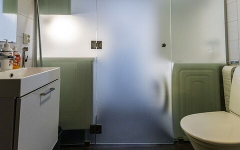 Sun &Amp; Skivillas 5. (3Mh): Møbel, Indretning, Gulvbelægning, Etage, Bord, Loft, Køkken & Spisebord, Belysning, Stol, Hjem