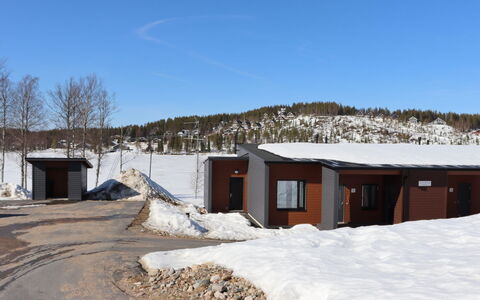 Sun&Skivillas 5. (3Mh): Svømmepøl, Udvej, Udendørs Møbler, Design, Skygge, Landscaping, Hotel, Water Feature, Eco Hotel