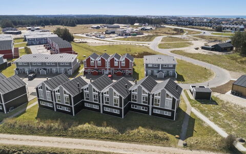 Truls - 700M from the Sea: Boligområde, Arkitektur, Land Lot, Hus, Hjem, Almindeligt, Menneskelig Bosættelse, Landdistrikt, Forstad, Estate