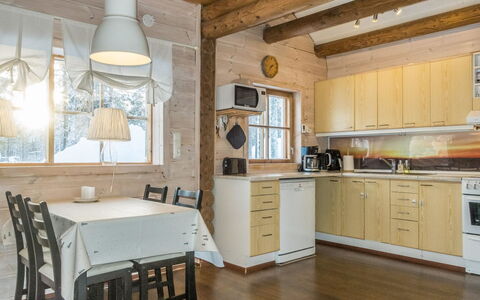 Puljunharju: Landdistrikt, Hill Station, Landsby, Bjergkæde, Dal, Bjerglandsby, Alps, Eco Hotel, Altan, Hotel