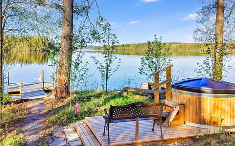 Villa Kuorinka: Dæk, Have, Stol, Naturmateriale, Backyard, Gård, Garden Bygninger, Gårdhave, Eco Hotel, Udendørs Struktur