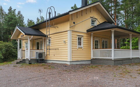 Hongantaka: Træ, Sommerhus, Hjem, Bjælkehytte, Tømmer, Sidespor, Hårdttræ, Naturmateriale, Garden Bygninger, Hytte