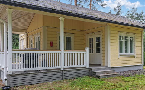 Hongantaka: Træ, Sommerhus, Hjem, Bjælkehytte, Tømmer, Sidespor, Hårdttræ, Naturmateriale, Garden Bygninger, Hytte