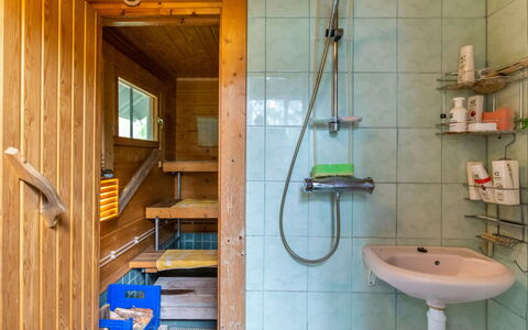 Kivilahti: Møbel, Indretning, Gulvbelægning, Etage, Bord, Loft, Køkken & Spisebord, Belysning, Stol, Hjem