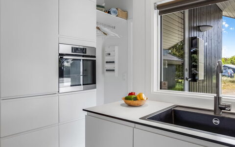 Ubbe - 800M from the Sea: Køkken, Countertop, Indretning, Køkken Apparat, Cabinetry, Gulvbelægning, Sanitærarmatur, Husholdningsapparat, Større Bandage, Hjem