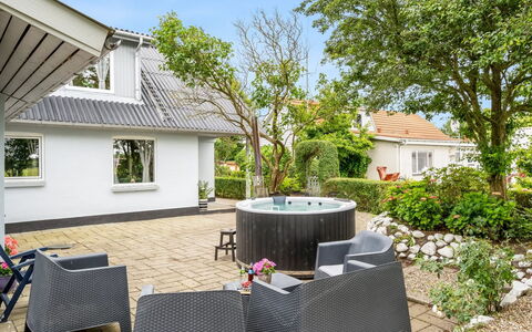 Elara - 300M from the Sea