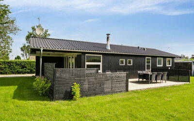 Volmer - 700M from the Sea