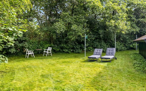 Amela - 30Km from the Sea: Tag, Hus, Hjem, Sommerhus, Dør, Sidespor, Dæk, Veranda, Planke, Hårdttræ