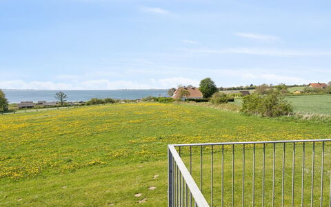 Halvor - 275M from the Sea: Tag, Hus, Hjem, Sommerhus, Dør, Sidespor, Dæk, Veranda, Planke, Hårdttræ