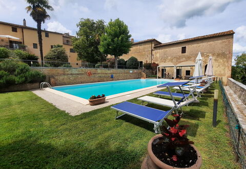 Villa Delle Palme: Plante, Sky, Himmel, Ejendom, Bygning, Blomsterkrukke, Træ, Urban Design, Skygge, Fritid