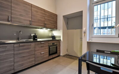 Milan 402