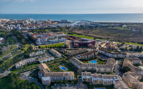 T2 Cassias Vip Properties: Boligområde, Landskab, Fugleperspektiv, Urban Design, Menneskelig Bosættelse, Luftfotografering, Lejlighed, Forstad, Ferieby, Udvej
