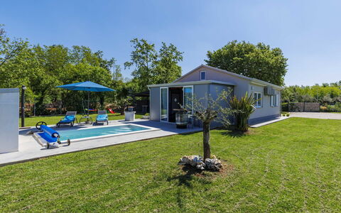Villa Fenix: Hjem, Have, Skygge, Estate, Sommerhus, Garden Bygninger, Lawn, Gård, Landscaping, Backyard