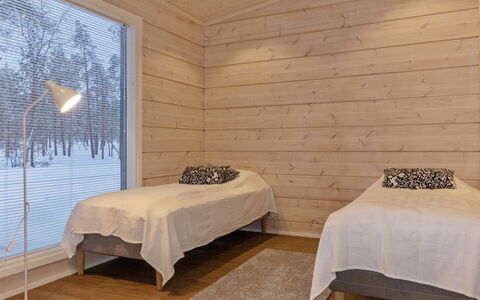Villa Paadari: Træ, Sommerhus, Bjælkehytte, Skov, Skur, Garden Bygninger, Lærk, Woodland, Bejdse