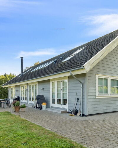 Marrit - 500M from the Sea