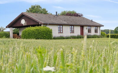 Sebine - 800M from the Sea