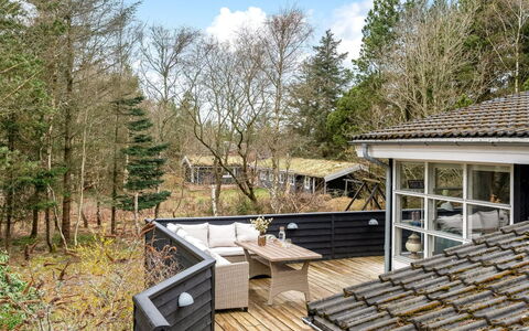 Sighfrith - 2Km from the Sea: Træ, Hjem, Dæk, Have, Skygge, Veranda, Udendørs Møbler, Hårdttræ, Backyard, Planke