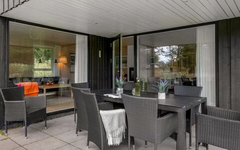 Dix - 900M from the Sea: Tag, Hus, Hjem, Sommerhus, Dør, Sidespor, Dæk, Veranda, Planke, Hårdttræ