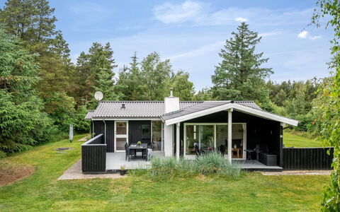 Atla - 2.5Km from the Sea: Hus, Hjem, Tag, Sommerhus, Estate, Stuehus, Sidespor, Garden Bygninger, Veranda, Gård