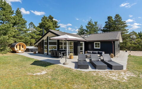 Edeltraut - 900M from the Sea: Sommerhus, Skur, Hytte, Stuehus, Prærie, Hytte, Lade, Bjælkehytte, Garden Bygninger