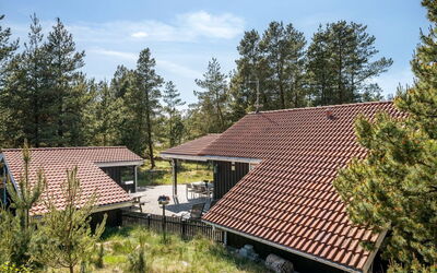 Augustine - 1.6Km from the Sea