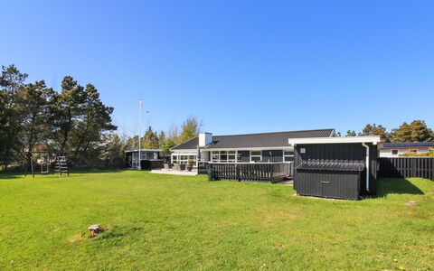 Emilia - 1.8Km from the Sea: Tag, Land Lot, Sommerhus, Stuehus, Mark, Skur, Lade, Estate, Garden Bygninger